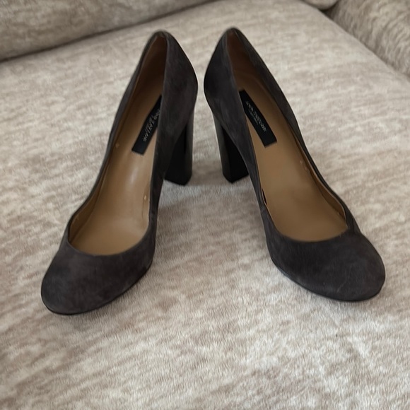 Ann Taylor Shoes - Ann Taylor Smoky Gray Classic Heels with Rounded Toe